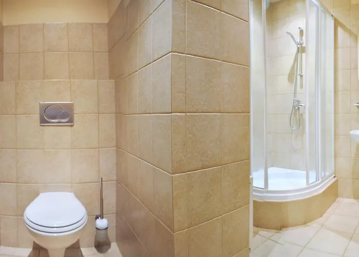 Amalia בית אירוח *